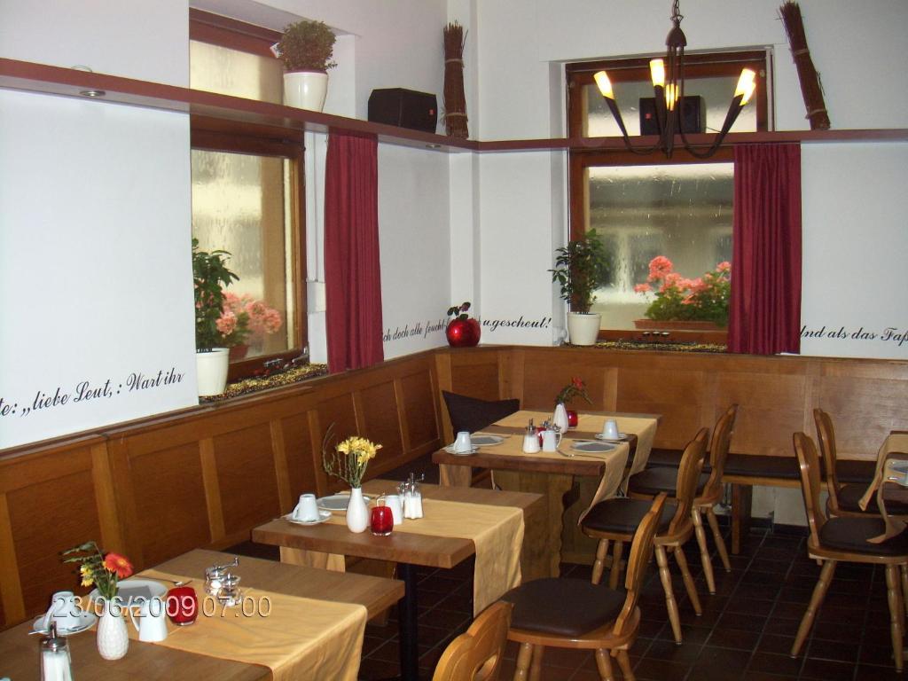 Hotel Scheffelhof Waldkirch Buitenkant foto