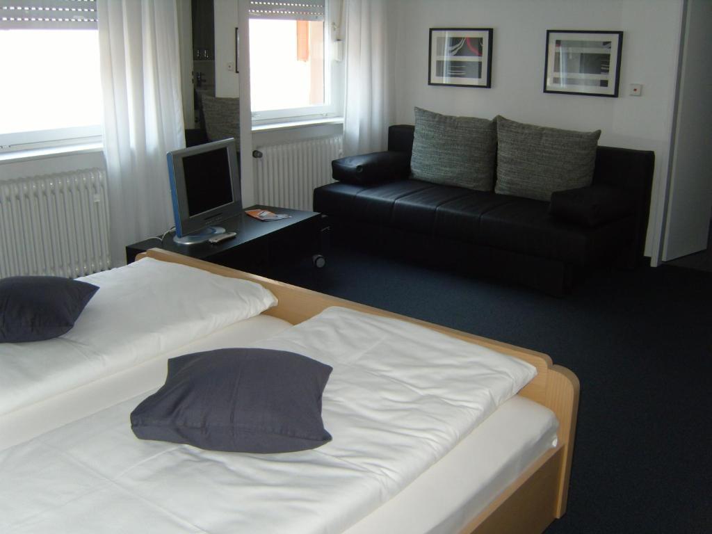 Hotel Scheffelhof Waldkirch Buitenkant foto